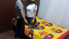 ENCONTRE A MI MADRASTRA GRABANDOSE  EROTICAMENTE EN MI DEPARTAMENTO, LUEGO ME PIDIO AYUDA PARA COMPLETAR EL VIDEO!! PORNO REAL CASERO. 1 Thumb