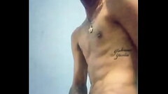 El nene m&aacute_s rico caliente se masturba sin cesar Thumb