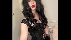 Tattoo trans Kittiemercury  jerks off in a skirt Thumb