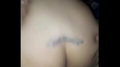 Morenita teen follando duro con su dildo de carne. Thumb