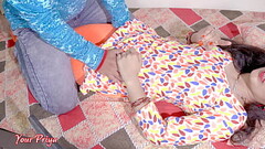 Full Video : Indian Husband Licked Pussy to seduce desi wife and hard fuck and moaning in Hindi Audio Thumb