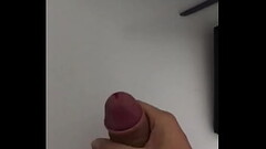 Punheta na mesa Thumb