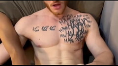 masturbando com o guinho Thumb