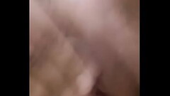 Toc&aacute_ndose en la ducha Thumb