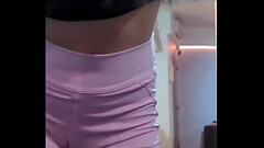 No puedo evitar grabar a mi amiga siempre que tengo la oportunidad, ella notieneideaquelabroaescondidas Thumb