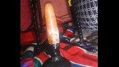 Me masturbo con una zanahoria bien perra loca Thumb