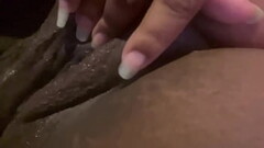 Making my juicy fat pussy cum 2X Thumb