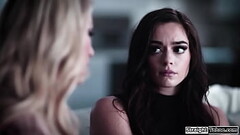 Brunette anal fucked to film a sex tape Thumb