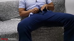 Pagsasalsal Na Nauwi Sa Tsupaan At Putok Tamod Sa Muka Ng Aking Kapit Bahay Thumb