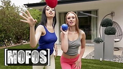 Sexy (Daisy Stone, Scarlett Bloom) Compete For Jay'_s Cock Until He Covers Their Cute Faces With Cum - Mofos Thumb