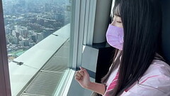 名門学校のお嬢様がお上品ナマ交尾。おじさんとのセックスを期待してTバックを履いてきちゃうドスケベちゃん。エチエチキツキツおマンコにおじさんが大興奮。 Thumb