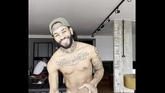 mostrando o meu pau grande na frente do meu amigo Thumb