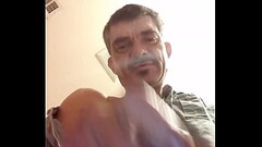 God-damned if it don'_t feel good to bust Thumb