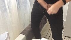 Pissing Ginger Thumb