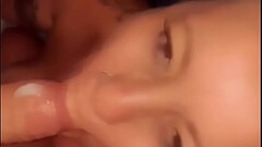 Sentando muito gostoso no meu marido e ganhando leitinho na boca Thumb