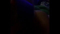 Con una putitia Thumb