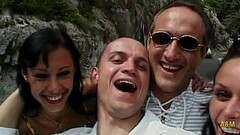 Entre amigos se folla, que tonter&iacute_a !! Thumb