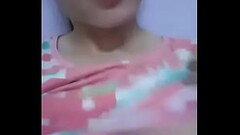 Chung Thục Minh - FB Milly Chung (nh&acirc_n vi&ecirc_n c&ocirc_ng ty Bạch M&atilde_) thủ d&acirc_m ch&agrave_o h&agrave_ng Thumb
