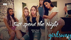 GIRLSWAY Gia Derza Fucks Her BFF'_s Stepsister At Sleepover Thumb