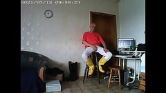 Auf dem Hocker f&uuml_r Tony goileglatze Thumb