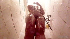 True Shower Voyeur Thumb